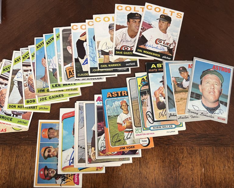 find a collectible | group of collectible baseball cards